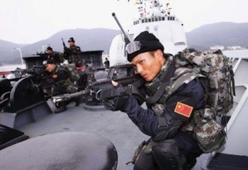 Китай стягивает войска к границе с КНДР